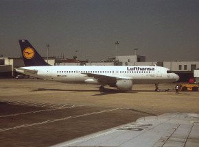 Spór Lufthansy z Komisją Europejską o regulacje, które mają szkodzić klimatowi