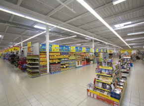 Włochy: atak nożownika w supermarkecie. Jedna osoba nie żyje