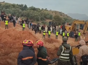 Maroko: zmarł chłopiec, który przez cztery dni był uwięziony w studni