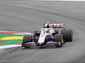 F1: Haas zmieni malowanie bolidu