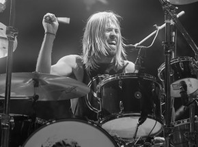 "There Goes My Hero..." - pożegnanie Taylora Hawkinsa [FELIETON]