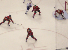 NHL: Wild gromią faworytów, Julien zwolniony z Canadiens