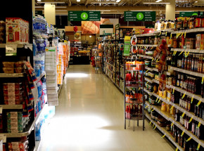 Katowice: otwarto pierwszy w Polsce sklep socjalny