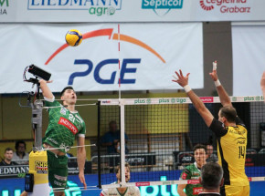PlusLiga: bój w Bełchatowie dla gospodarzy, Skra w półfinale