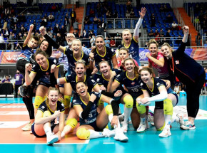 TAURON Liga: dwudzieste zwycięstwo Rzeszowa przed ostatnią prostą