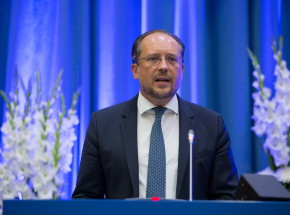 Austria: Alexander Schallenberg zapowiedział, że poda się do dymisji