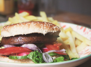 W Wielkiej Brytanii powstanie największa w Europie fabryka wegańskich zamienników mięsa