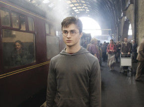 „Harry Potter i przeklęte dziecko” w drodze na ekran? „Fantastyczne zwierzęta” wstrzymane