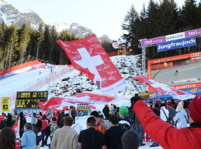 Narciarstwo alpejskie - PŚ: ostatni zjazd odwołany. Goggia i Feuz z trofeum!