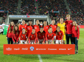 Piłka nożna kobiet: reprezentacje Chile i Chin zagrają na igrzyskach w Tokio