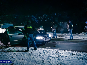 CBŚP zatrzymało 7 osób podejrzanych o przemyt narkotyków