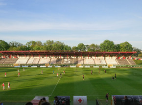 Łukasz Piątek: inaczej gra się z kibicami i bez nich