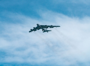 Katastrofa bombowca B-52 w Kalifornii. Maszyna rozbiła się tuż po starcie