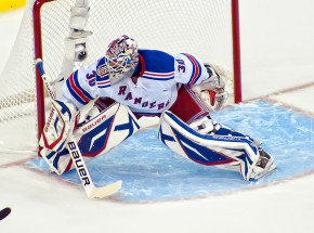 NHL: ósme zwycięstwo Bostonu z rzędu