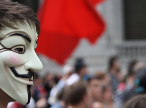 Anonymous włamali się do systemów rosyjskiej telewizji 