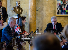 Prezydent i premier Finlandii popierają członkostwo w NATO