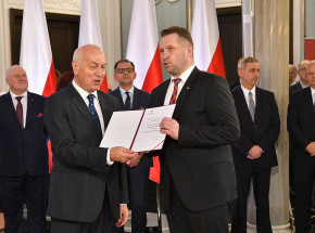 P. Czarnek: to ideolodzy LGBT i neomarksiści popychają młodzież do popełniania samobójstw