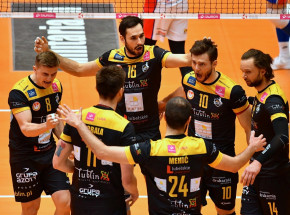 TAURON 1. Liga: łatwe zwycięstwa gospodarzy na początek decydującej fazy