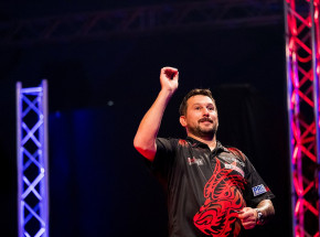 Dart - Premier League: triumf Claytona, który przerwał niezwykłą serię van Gerwena