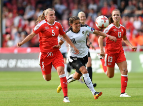 Piłka nożna kobiet: Irlandia Północna o krok od EURO 2022