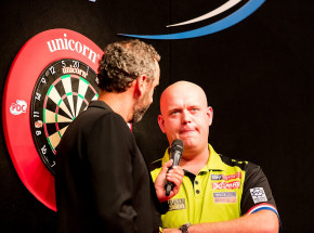 Dart - German Darts Grand Prix: niespodziewany triumf Humphriesa