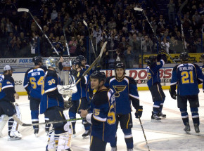 NHL: ostre strzelanie w Saint Louis