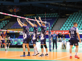 TAURON 1. Liga: Norwid liderem po pierwszej rundzie