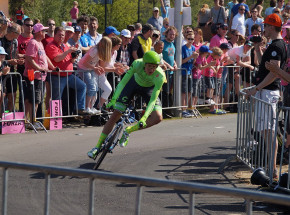 Giro d'Italia: Joe Dombrowski zwycięzcą czwartego etapu