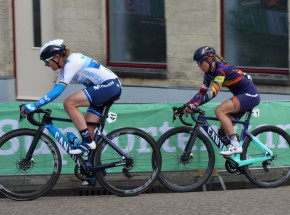 Tour de France kobiet: trzecie miejsce i zyski Katarzyny Niewiadomej