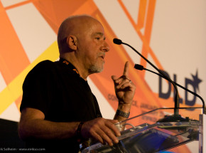 Paulo Coelho krytykowany za swoje wpisy na temat wojny w Ukrainie