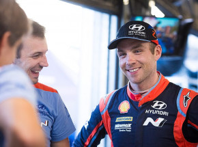 Rajdy: Hayden Paddon stara się wrócić do regularnych startów