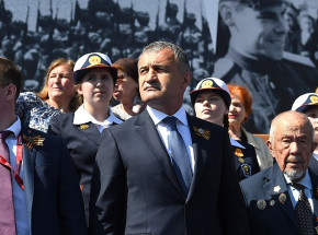 Prezydent Osetii Południowej ogłosił zamiar przyłączenia się do Rosji