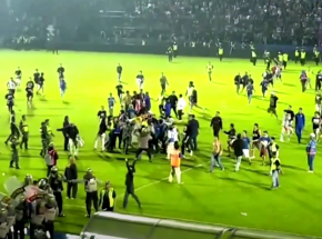 Indonezja: co najmniej 174 osoby zginęły po meczu piłki nożnej