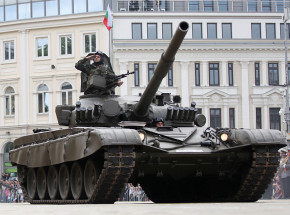 Bułgaria zaprezentowała zmodernizowaną wersję T-72