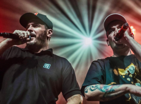 ,,HAOS 2" - płyta ku pokrzepieniu serc. Pochwała naiwności czy apel do zdrowego rozsądku?