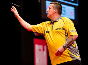 Dart - Belgian Darts Open: dziewiąta lotka i triumf Chisnalla!