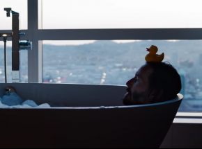 Keanu Reeves powraca jako Neo w zwiastunie "Matrix zmartwychwstania"