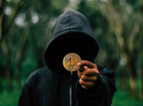 Bitcoin bije rekordy, wyższa kapitalizacja niż srebro i ambitne prognozy cenowe