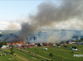 Małopolskie: pożar we wsi Nowa Biała