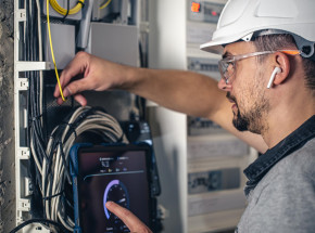 Bezpieczeństwo instalacji elektrycznych. Kluczowe produkty i rozwiązania