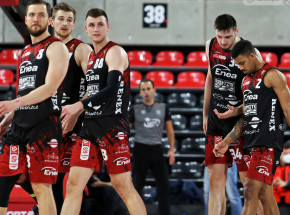 EBL: Astoria górą, Polpharma żegna się z EBL