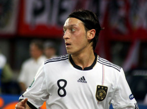 Mesut Özil opuszcza Arsenal!