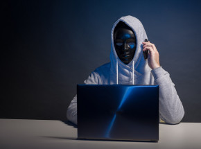 Finlandia: atak hakerów na urządzenia mobilne dyplomatów