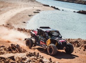 Rajd Dakar: zwycięski Loeb i Eryk Goczał