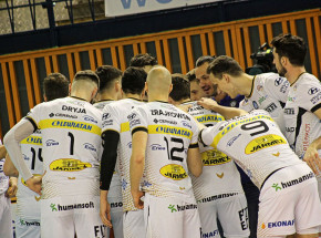 PlusLiga: Czarni górą w pięciosetowym starciu w Lubinie