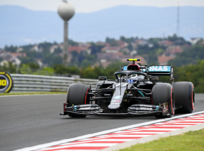 Formuła 1: zespół Mercedes z pole position do wyścigu na Węgrzech