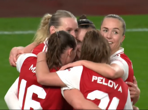 LM kobiet: piłkarki FC Barcelony i Arsenalu pierwszymi półfinalistkami