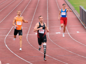 Oscar Pistorius warunkowo zwolniony z więzienia