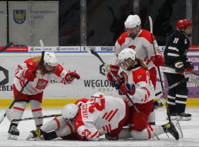 Hokej - MŚ dywizji IB: wygrana Polek na otarcie łez