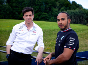 Formuła 1: Lewis Hamilton przedłużył kontrakt z ekipą Mercedesa